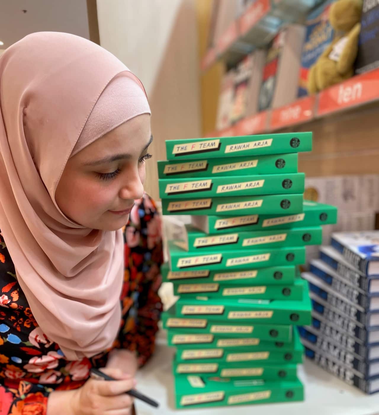 Growing up Rawah Arja didn't think reading was for her - until she found stories that shared her experiences.