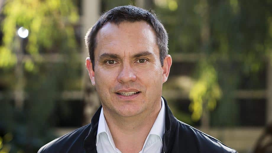 ANU Associate Professor Raymond Lovett