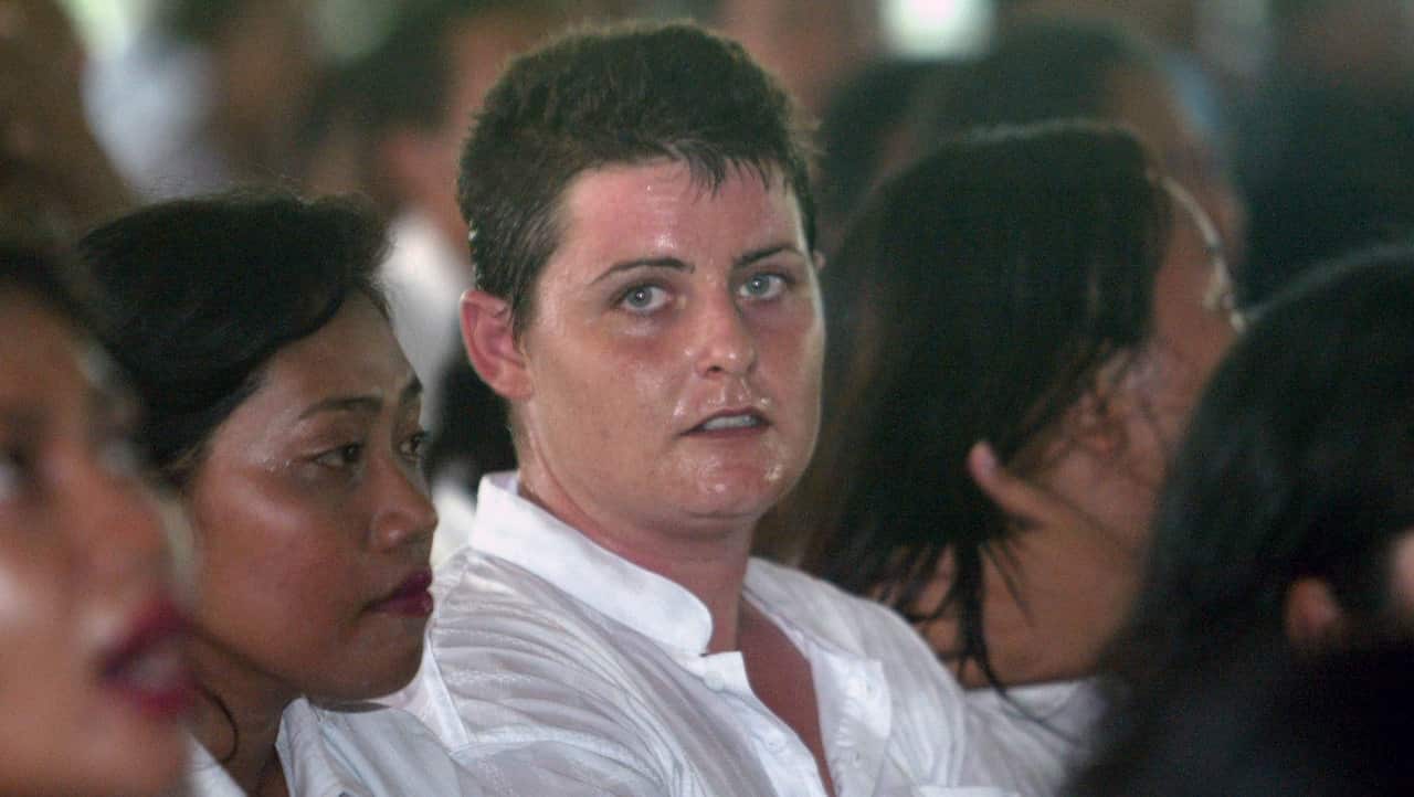 Australian Renae Lawrence attends a Christmas celebration at Kerobokan Prison in Denpasar, Bali, Indonesia on 18 December 2006. 