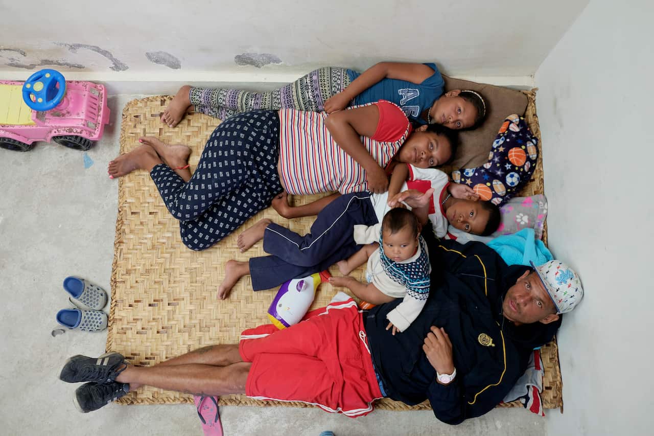 Ecuador. Venezuelan families begin new lives in exile