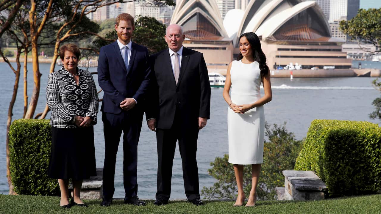 Prince Harry and Meghan, Duchess of Sussex at Admiralty House with Australia's Governor General Sir Peter Cosgrove and his wife Lady Cosgrove.