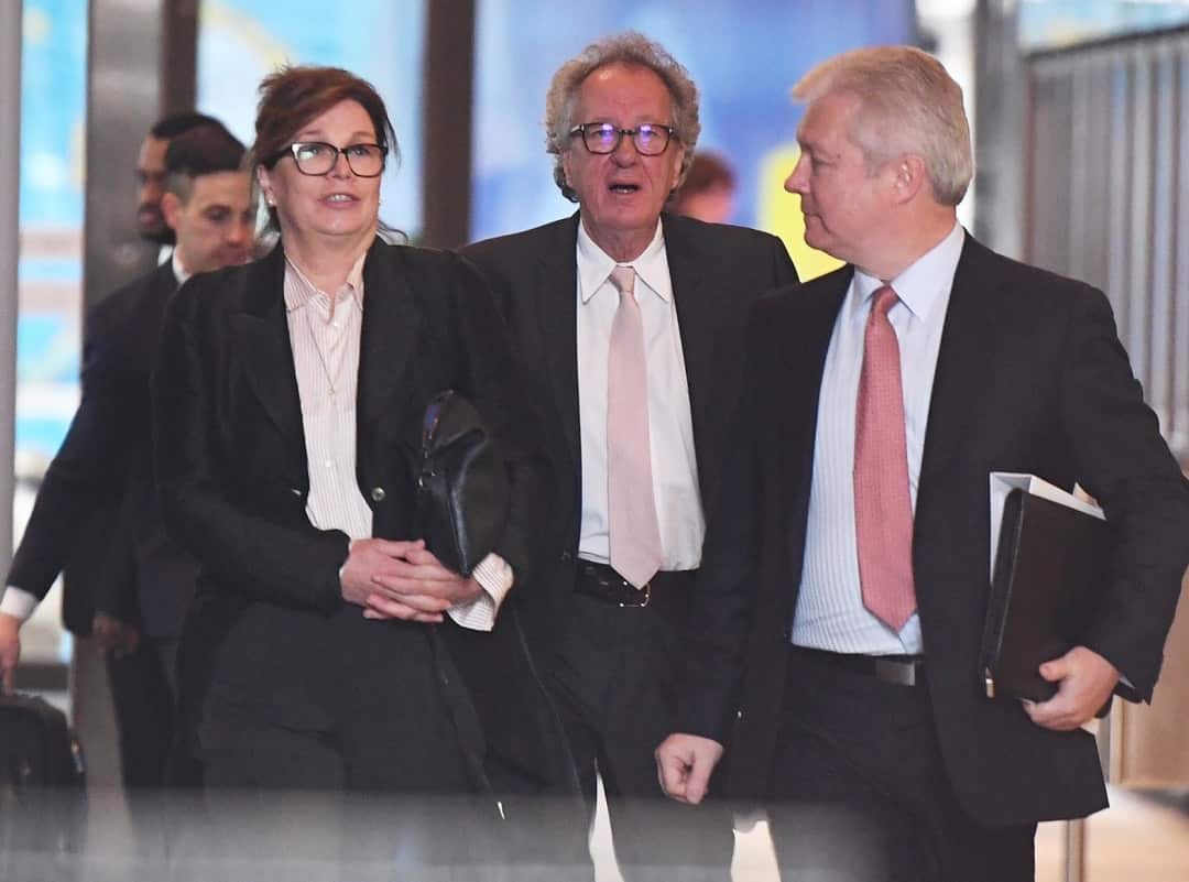 Actor Geoffrey Rush arrives at the Federal Court in Sydney, Monday, October, 29, 2018. Rush is suing Nationwide News for defamation. (AAP Image/Peter Rae) NO ARCHIVING