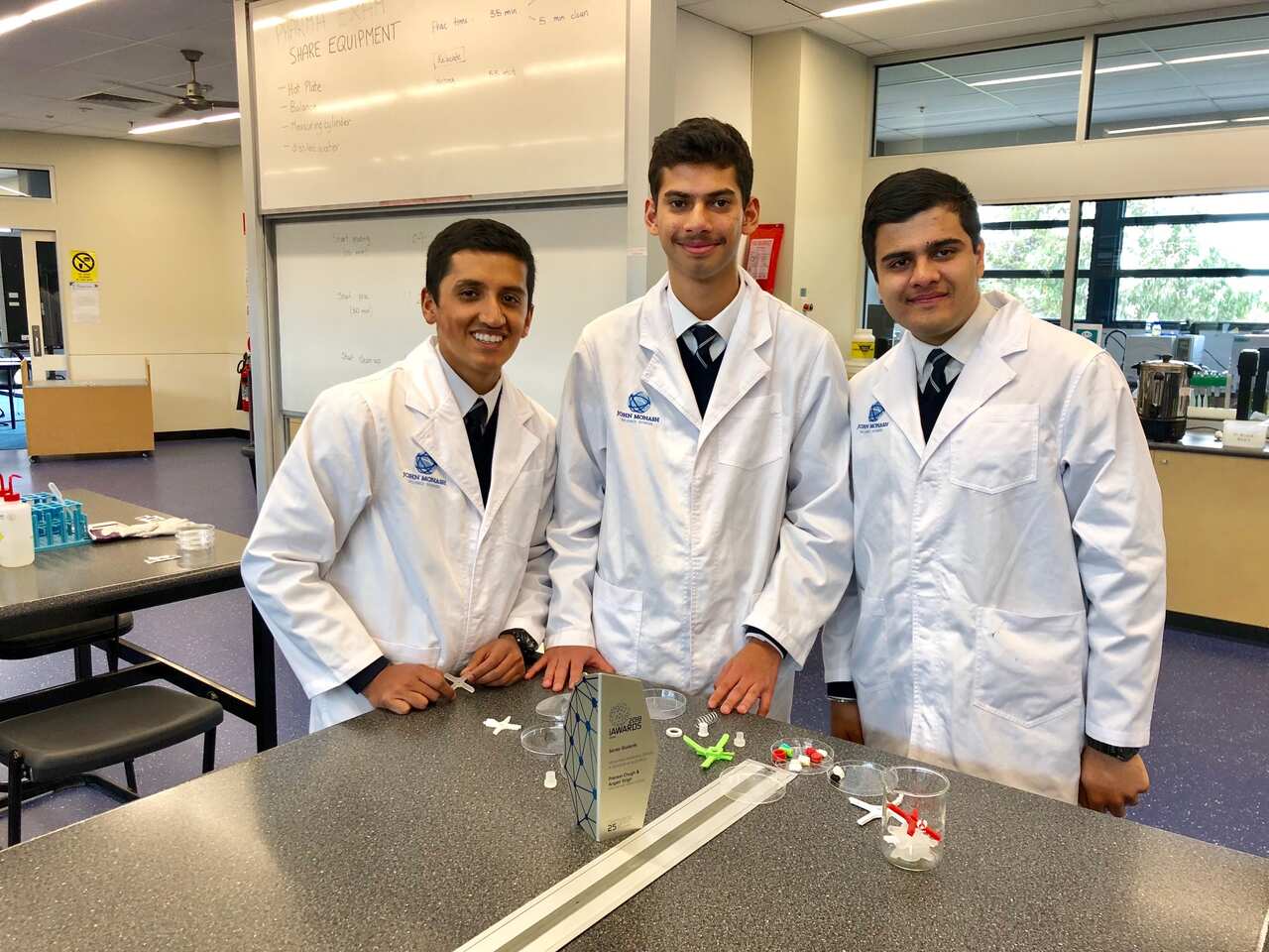 Award winning John Monash Science Students