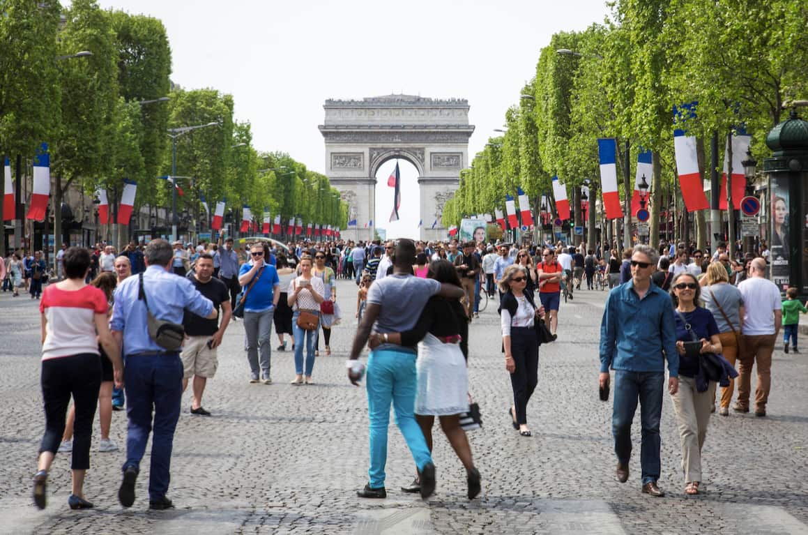 paris carless street