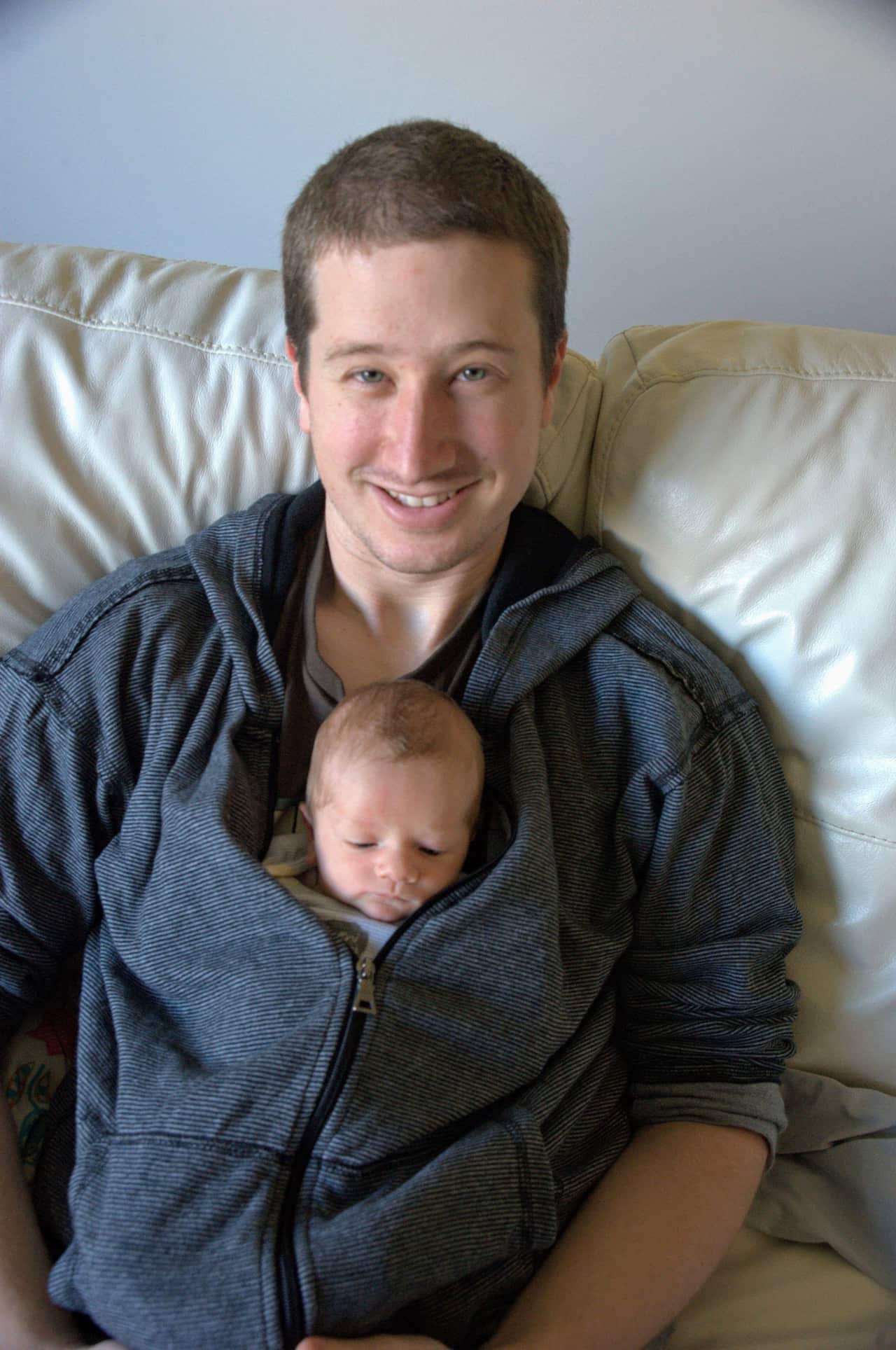 Sean De Lizio with his baby in 2011