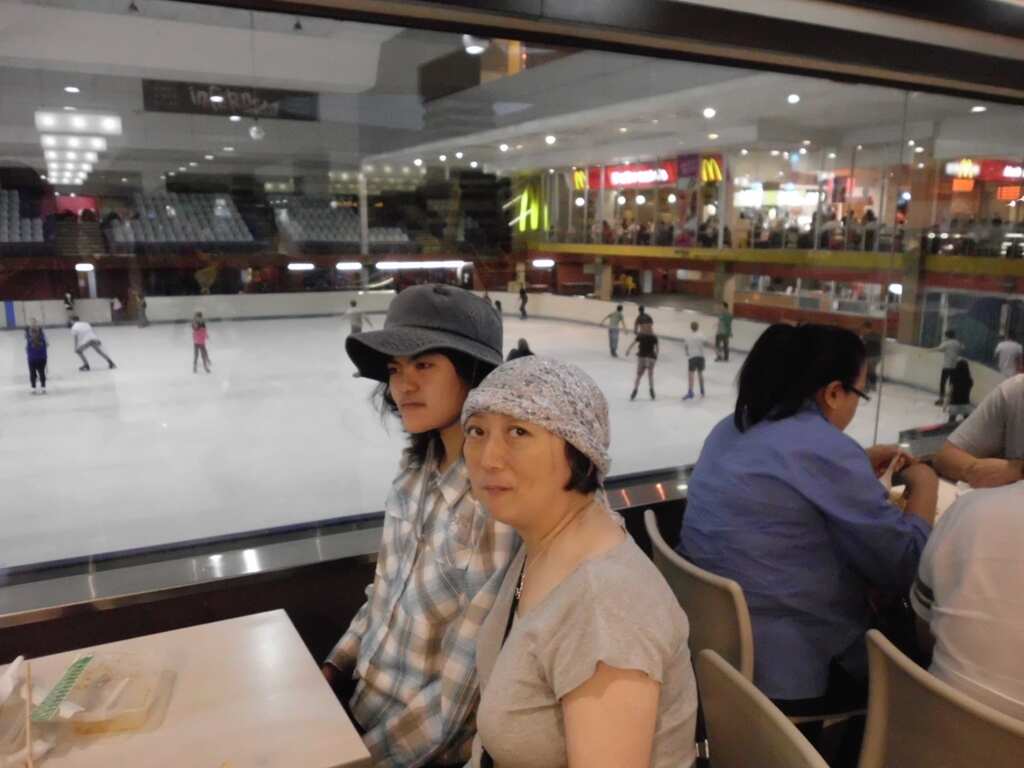 Shoko with her mother.