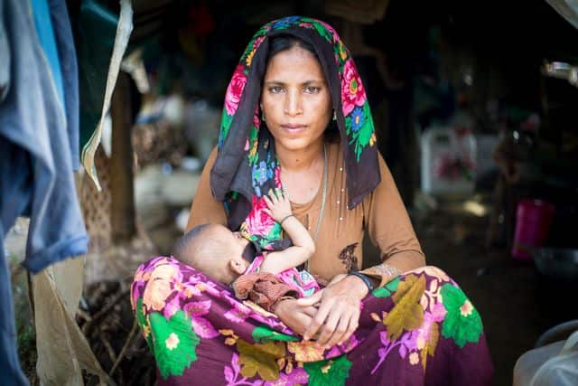 A Rohingya woman and her child in Kutupalong camp, Bangladesh.