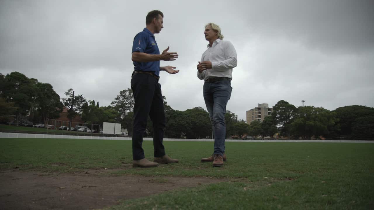 Brett Lee (left) with Mathew Collett.