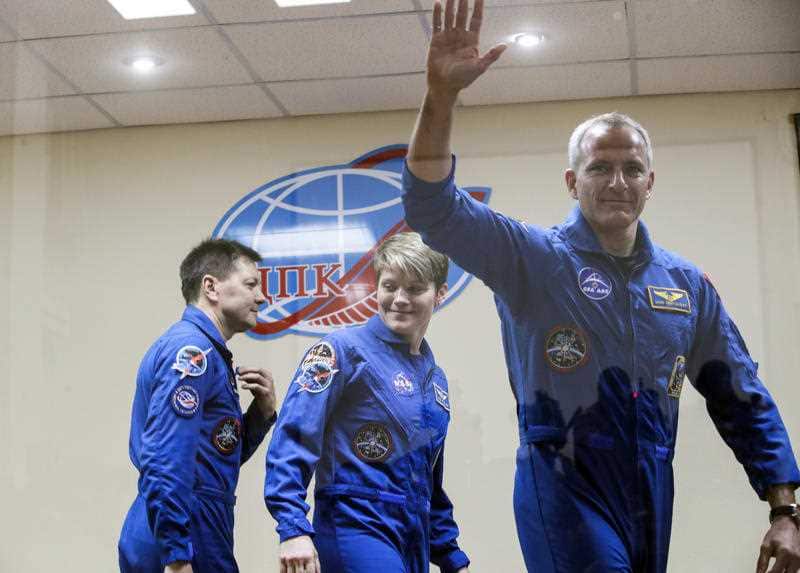 Russian cosmonaut Ðleg Kononenko, U.S. astronaut Anne McClain and Canadian astronaut David Saint Jacques.