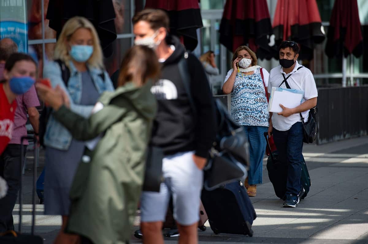 Holidaymakers who had not returned from Spain and its islands by midnight Saturday are forced to quarantine for 14 days.