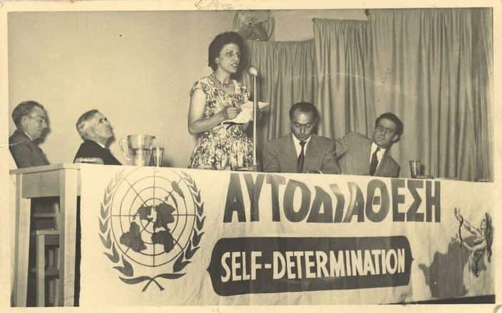 As a member of the Atlas Greek workers’ club in Sydney, Stella Voyazopoulos (centre) was one of the early migrant women activists.
