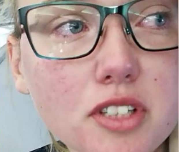 The Swedish woman filmed the entire stand-off.