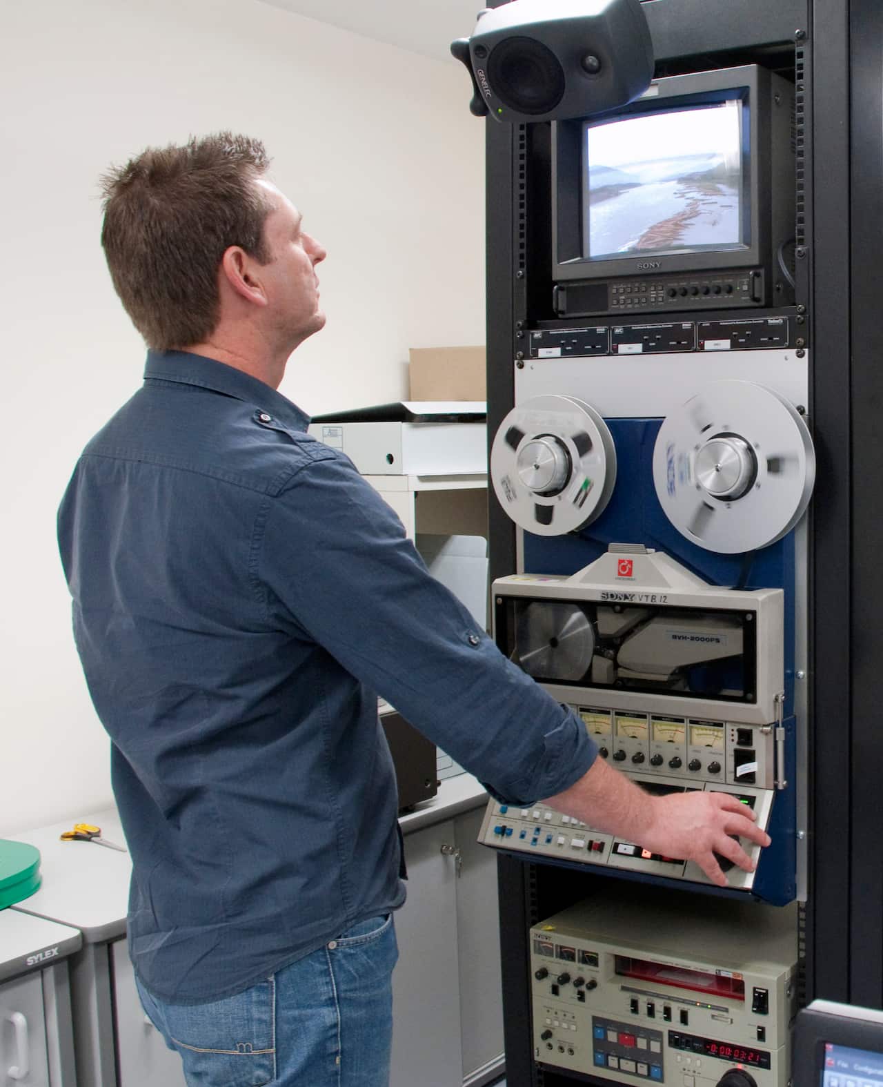 One of the machines that is still able to play the old magnetic tapes.