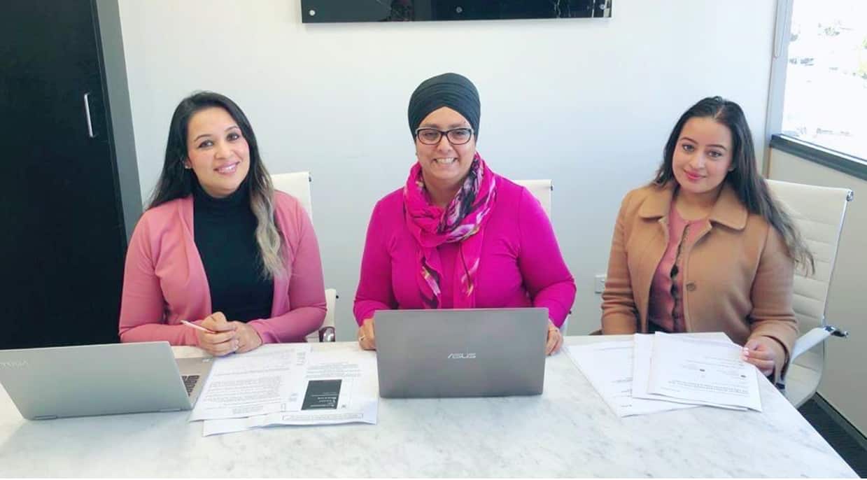 Jatinder Kaur with her team. 