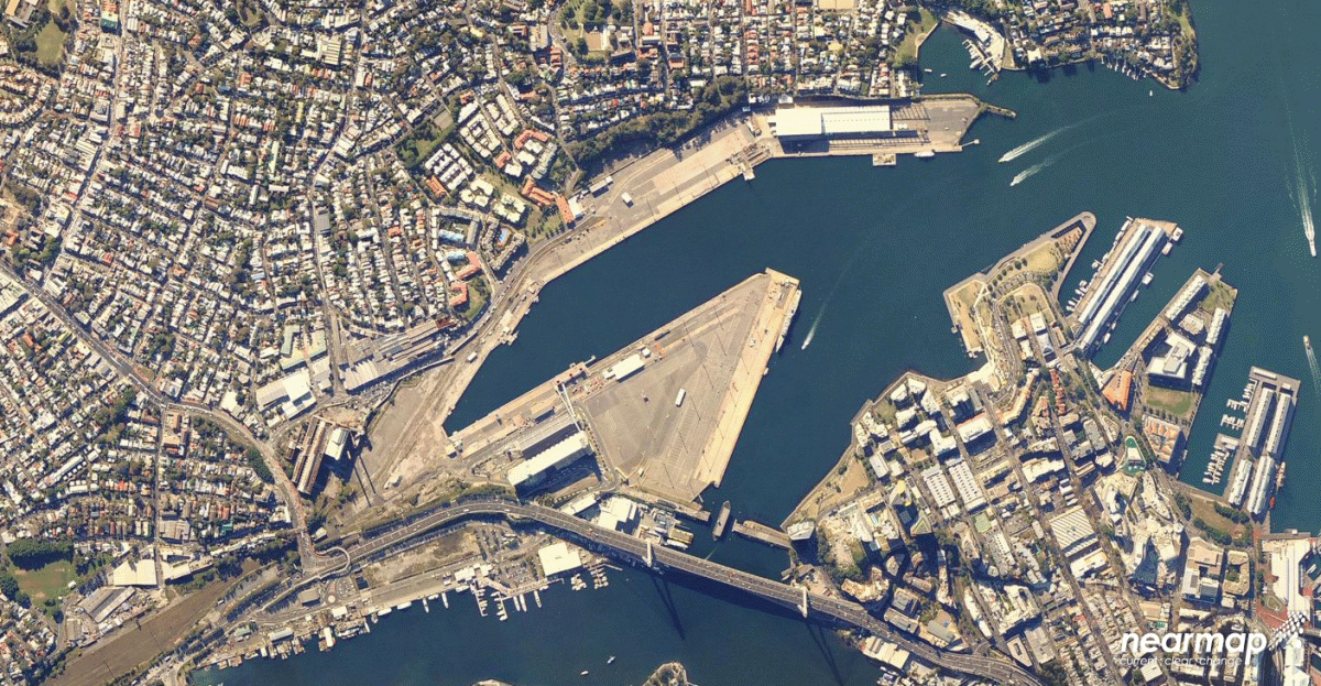 GIF showing the transformation from 2010 - 2015