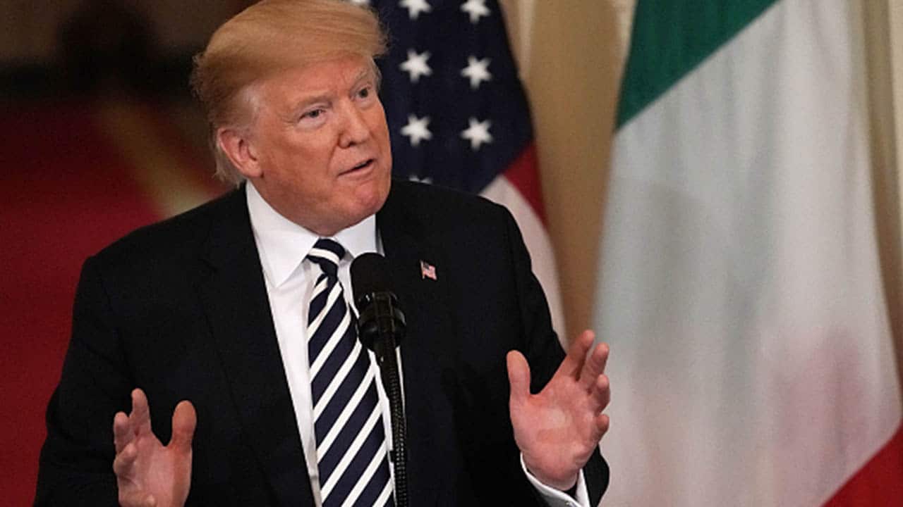 US President Donald Trump says he would meet with Iranian leader Hassan Rouhani.