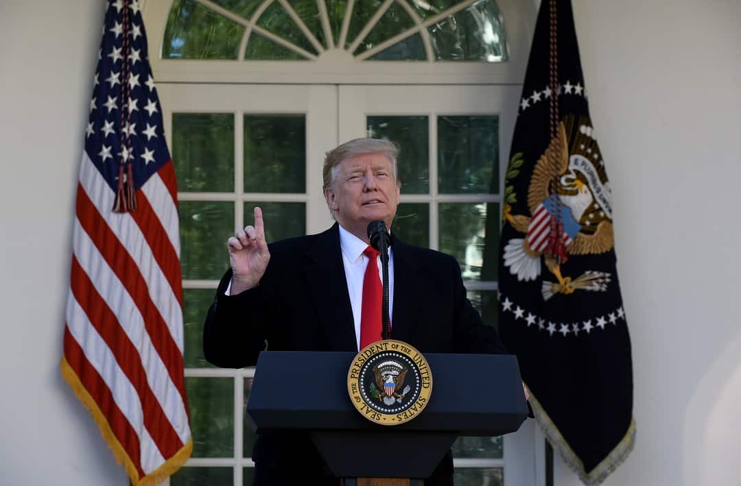 US President Donald Trump has slammed his own intelligence services, calling them "naive" and in need of schooling.