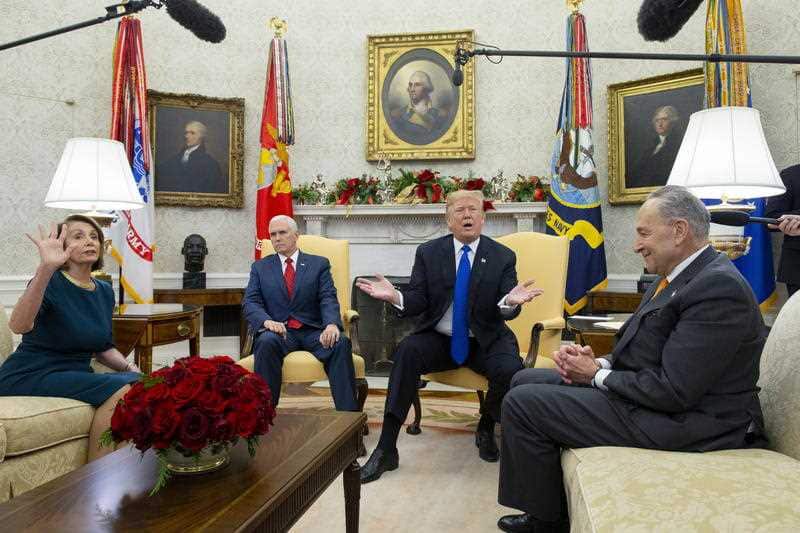 US President Donald Trump, Vice President Mike Pence and  Nancy Pelosi Chuck Schumer engage in the talks about migration.US President Donald Trump, Vice President Mike Pence and  Nancy Pelosi Chuck Schumer engage in the talks about the proposed wall.