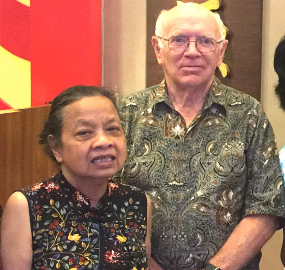 Tuti Gunawan and her husband David Mitchell live in Melbourne.