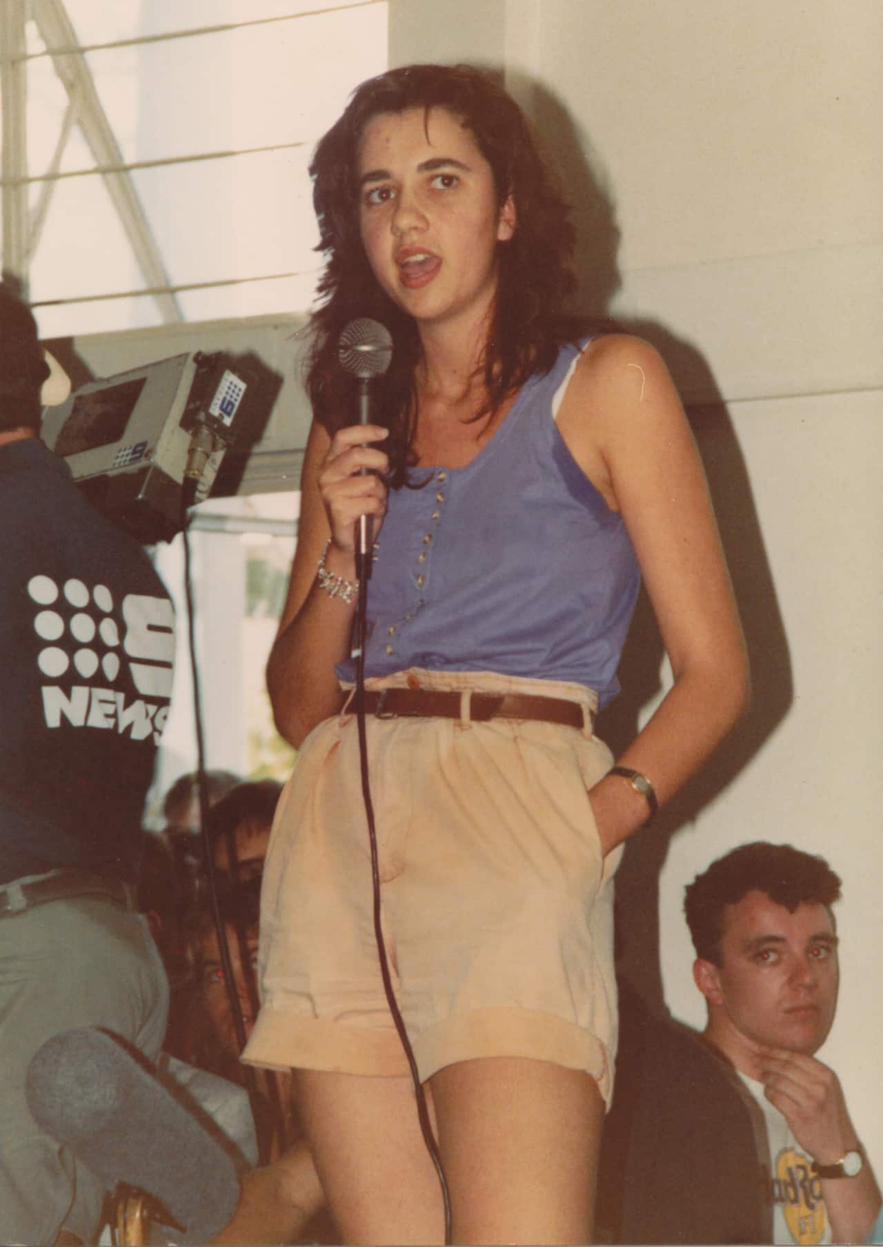 Annastacia Palaszczuk defends public radio 4ZZZ from being thrown off campus by the National Party-led student union at the University of Queensland in 1989. (Michael Aird)
