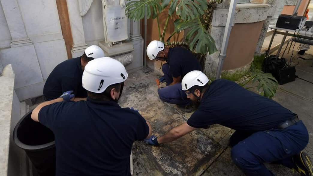 The tombs of two princesses in the Vatican's Teutonic Cemetery have been opened and found to be empty.