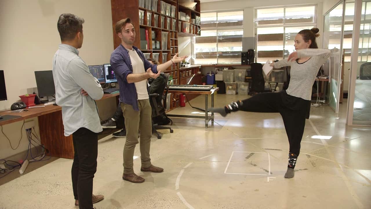 Infrared camera system captures dancer's movements and gives them to us in digital form for a performance at the Opera House.