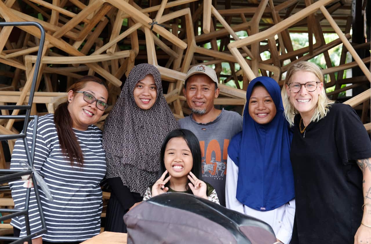 Lotte with some of Worn's artisans.