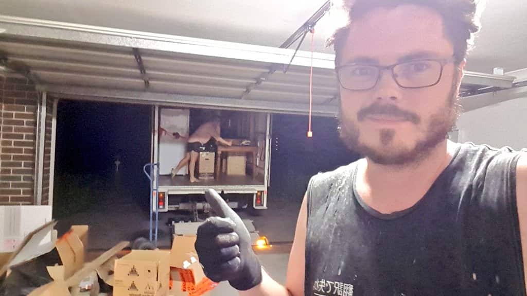 Daniel and his partner packing up overnight after hearing the Victorian border to NSW would close.