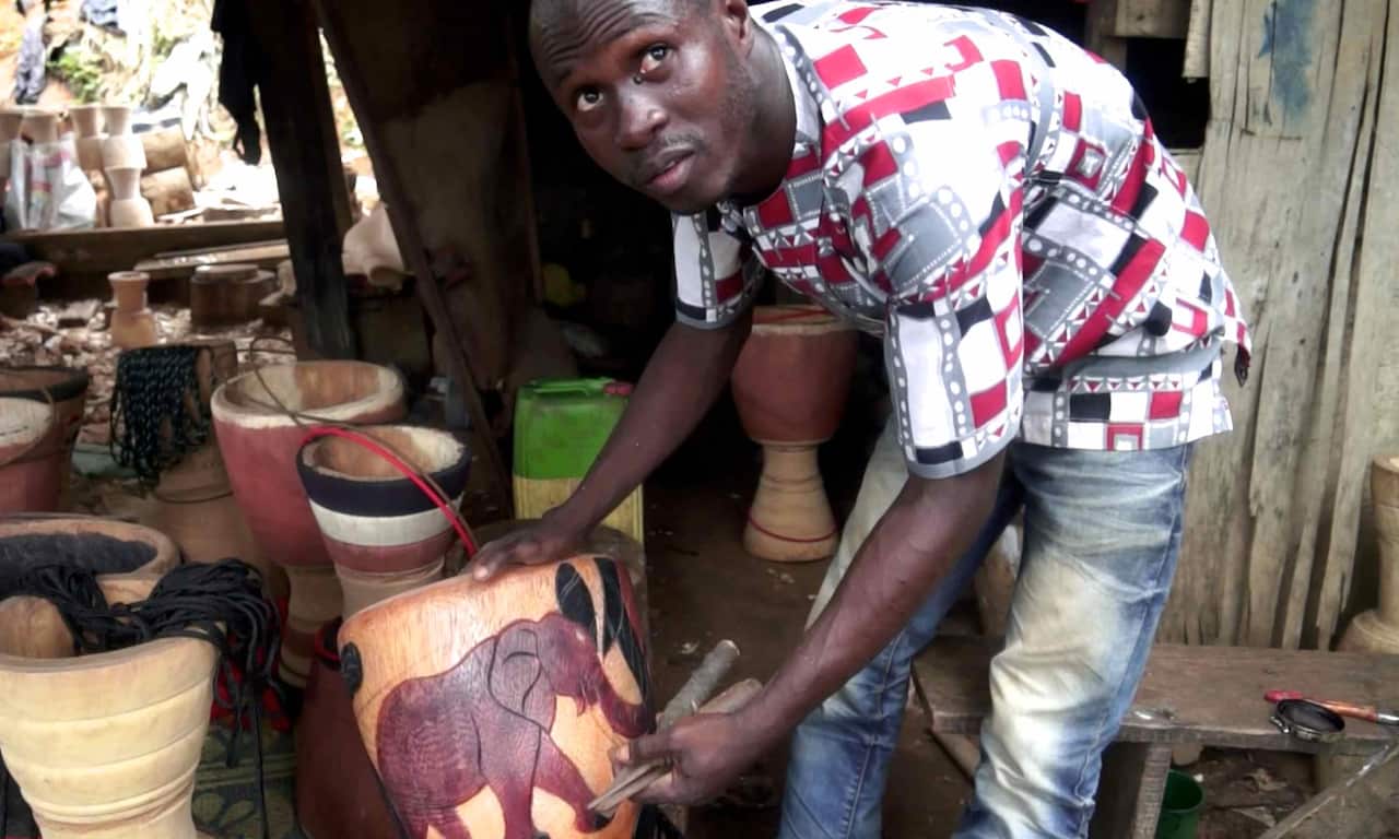 Africa dancers music circus perform Paris