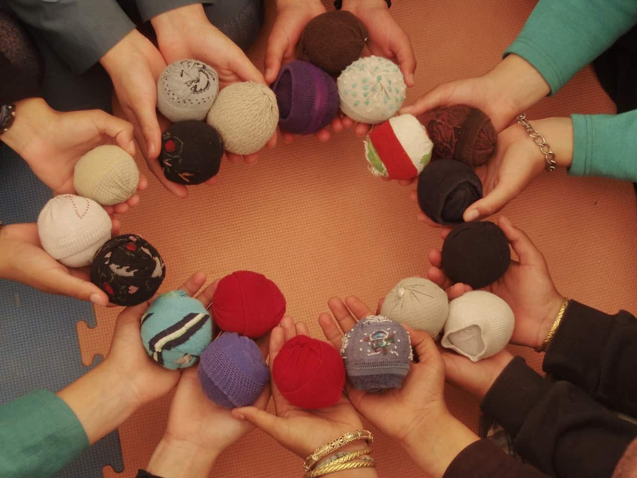 Juggling balls, Za'atri, circus