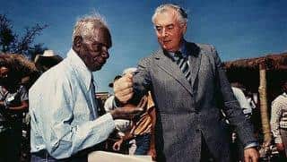 Mr Whitlam symbolically handing Wave Hill station back to Aboriginal traditional owners