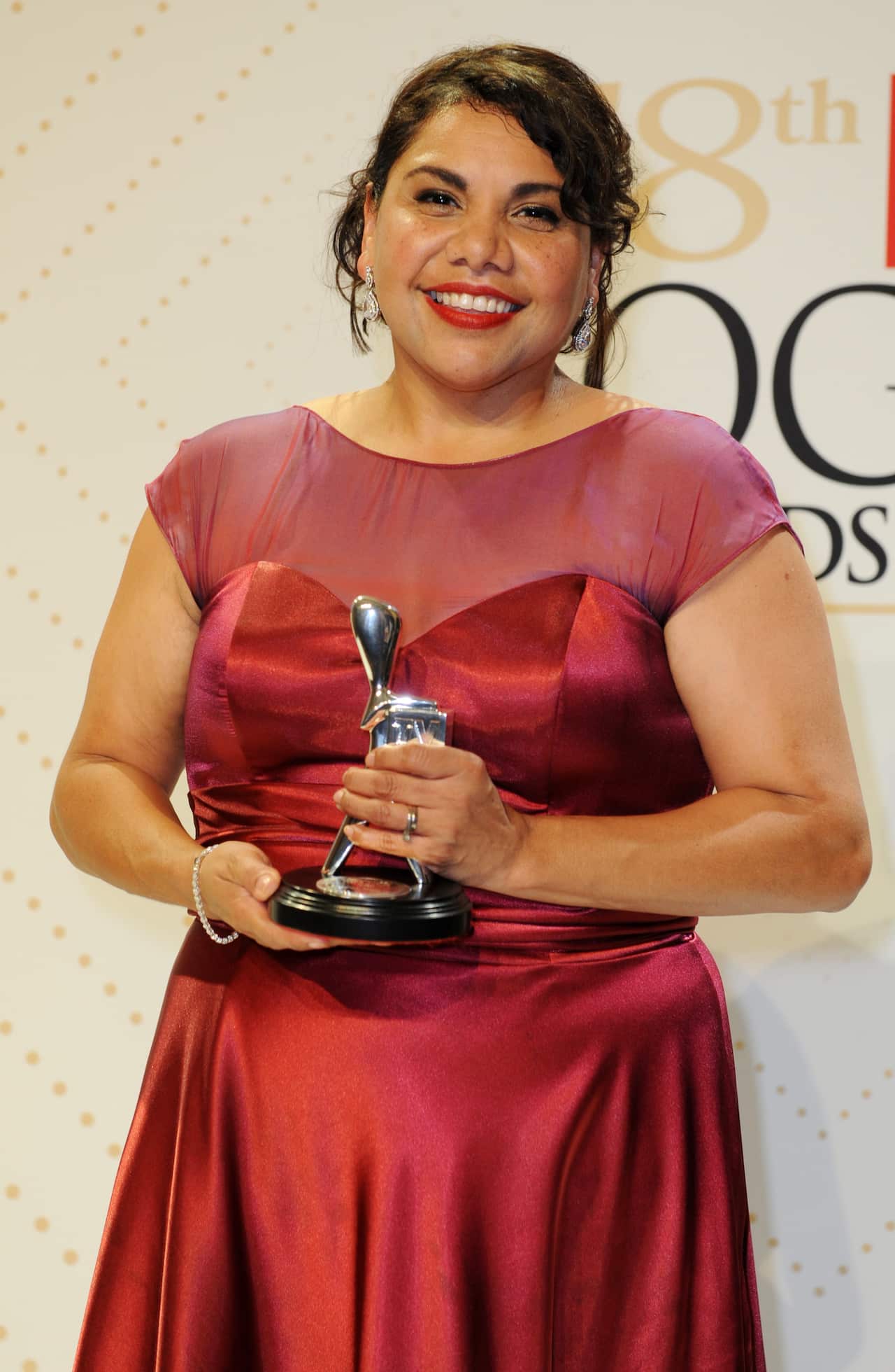 Most outstanding actress winner Deborah Mailman with her Logie Award at the 2016 Logie Awards at the Crown Casino in Melbourne, Sunday, May 8, 2016. (AAP Image/Joe Castro) NO ARCHIVING