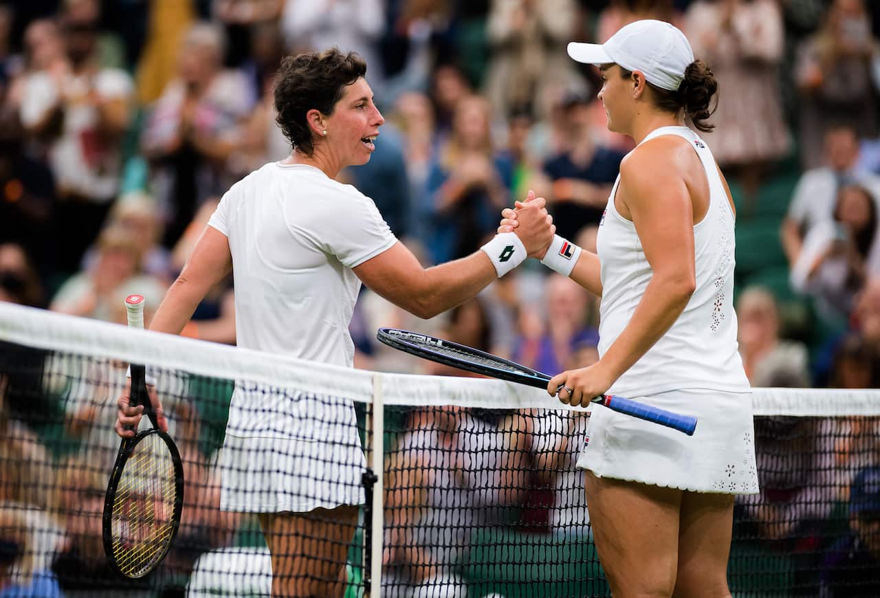 Ash Barty Carla Suarez Navarro