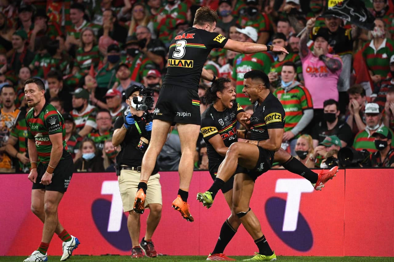 Stephen Crichton scores