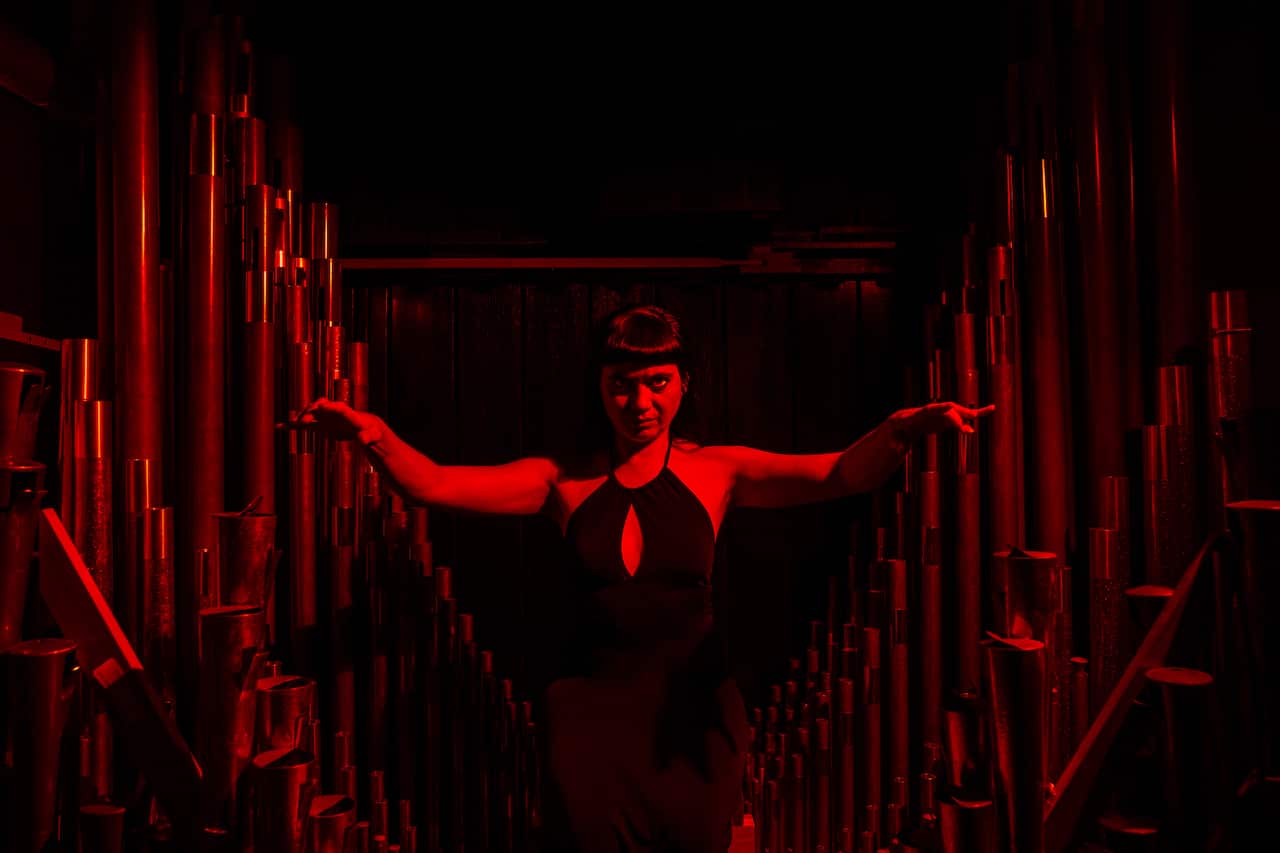 Naretha Williams with Melbourne Town Hall's Grand Romantic Organ