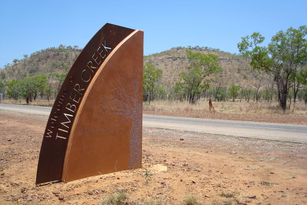A sign welcoming people to Timber Creek