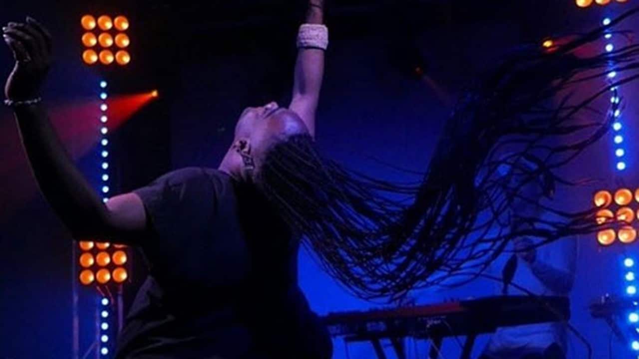 Electric Fields on stage 