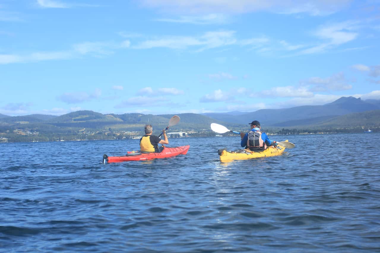 mike tomalaris kayaking on tasmania's derwent river