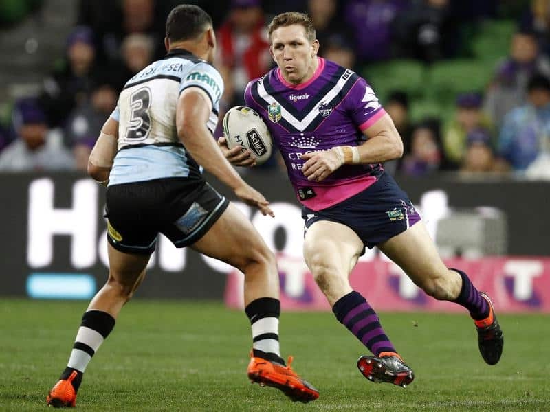 Melbourne Storm player Ryan Hoffman (R)