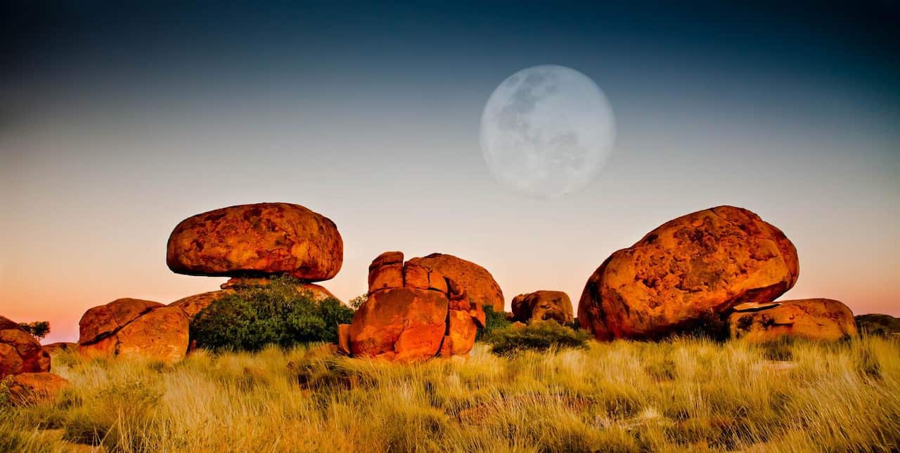 Devils Marbles.