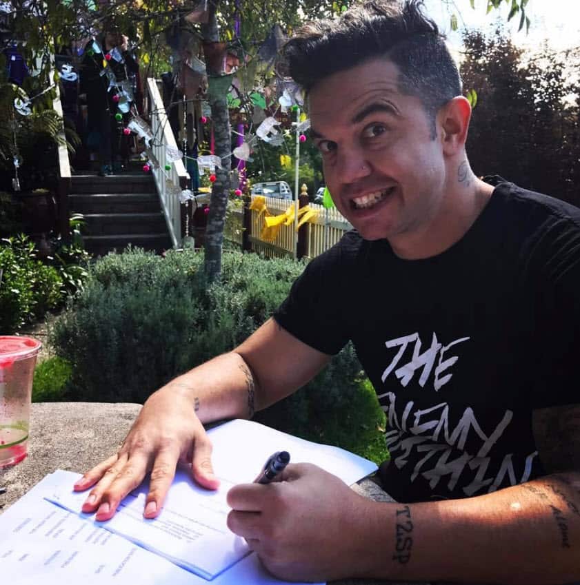 Joe Williams signing book deal