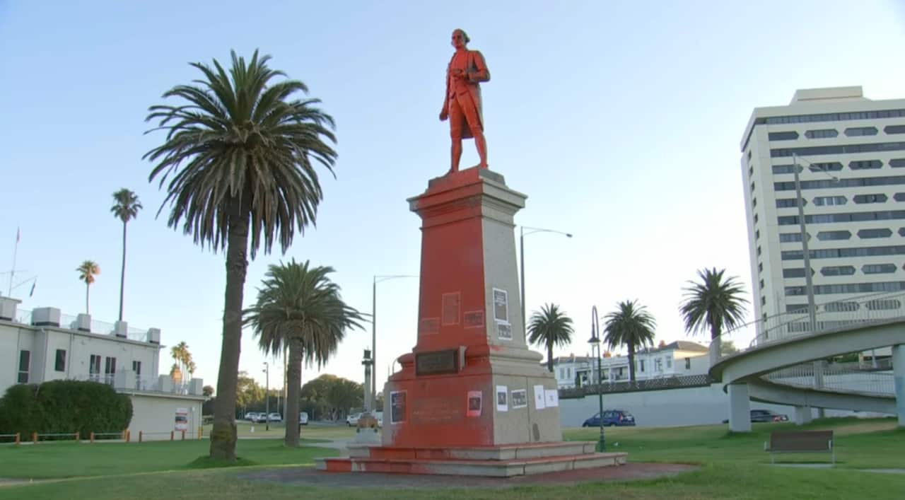 Vandalised statue of Captain James Cook in St Kilda. 