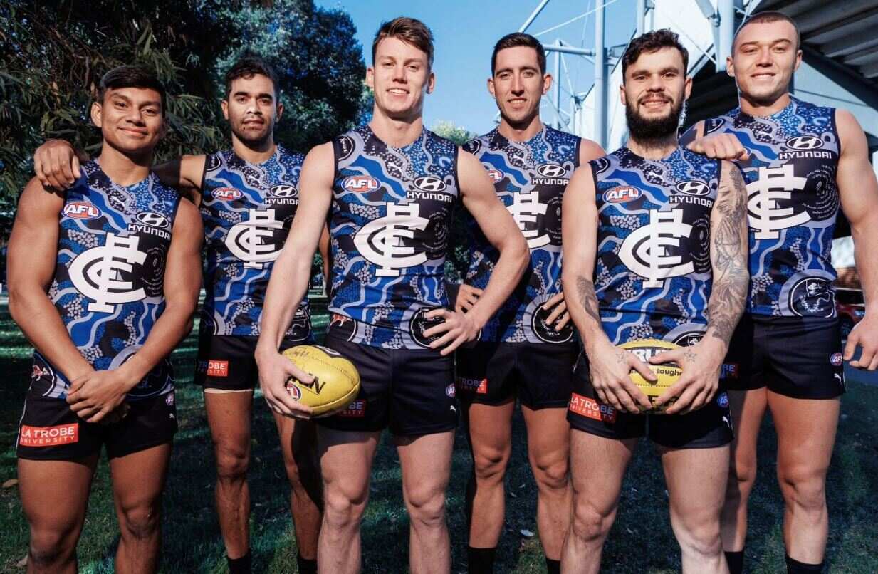 Carlton players wear Shanai Kellett's designs.
