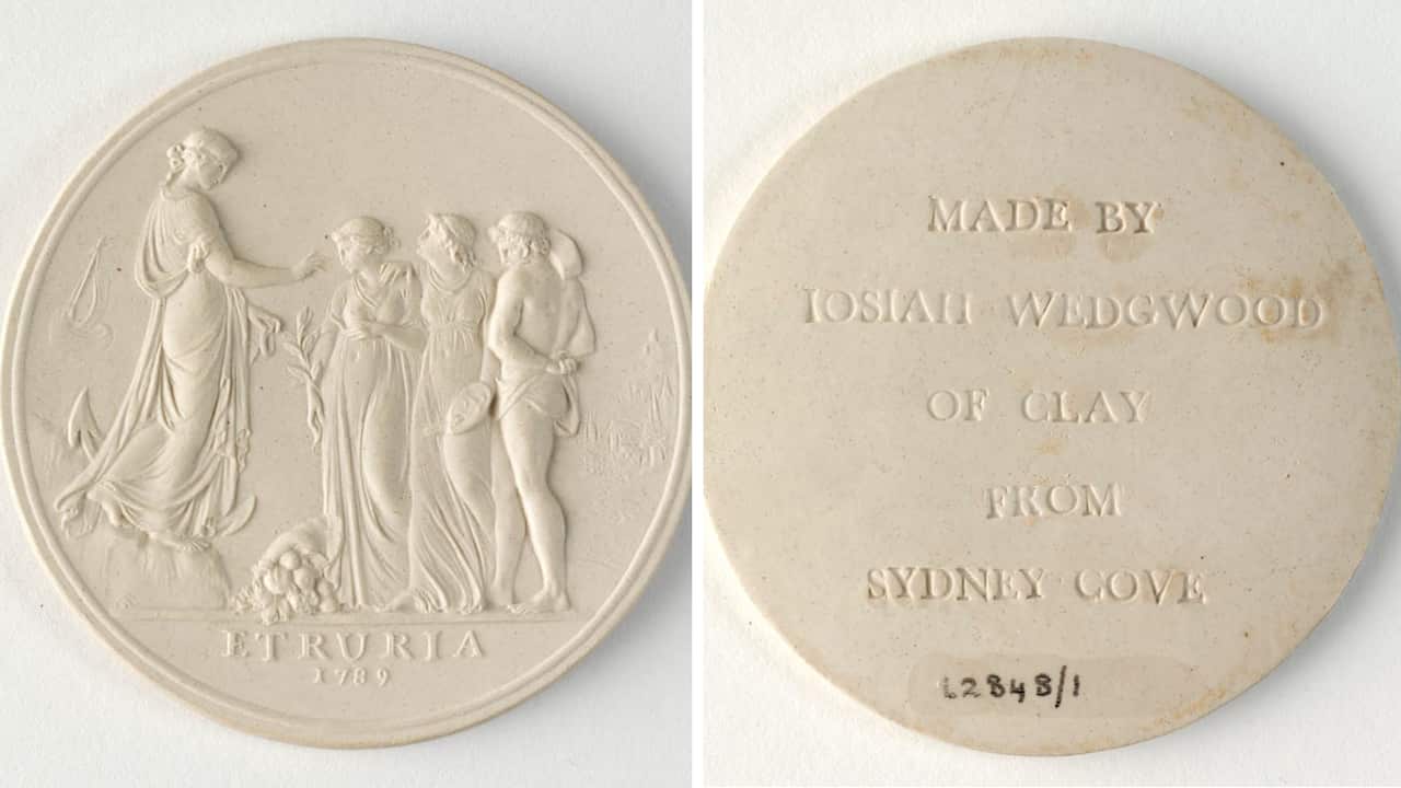 Sydney Cove medallion