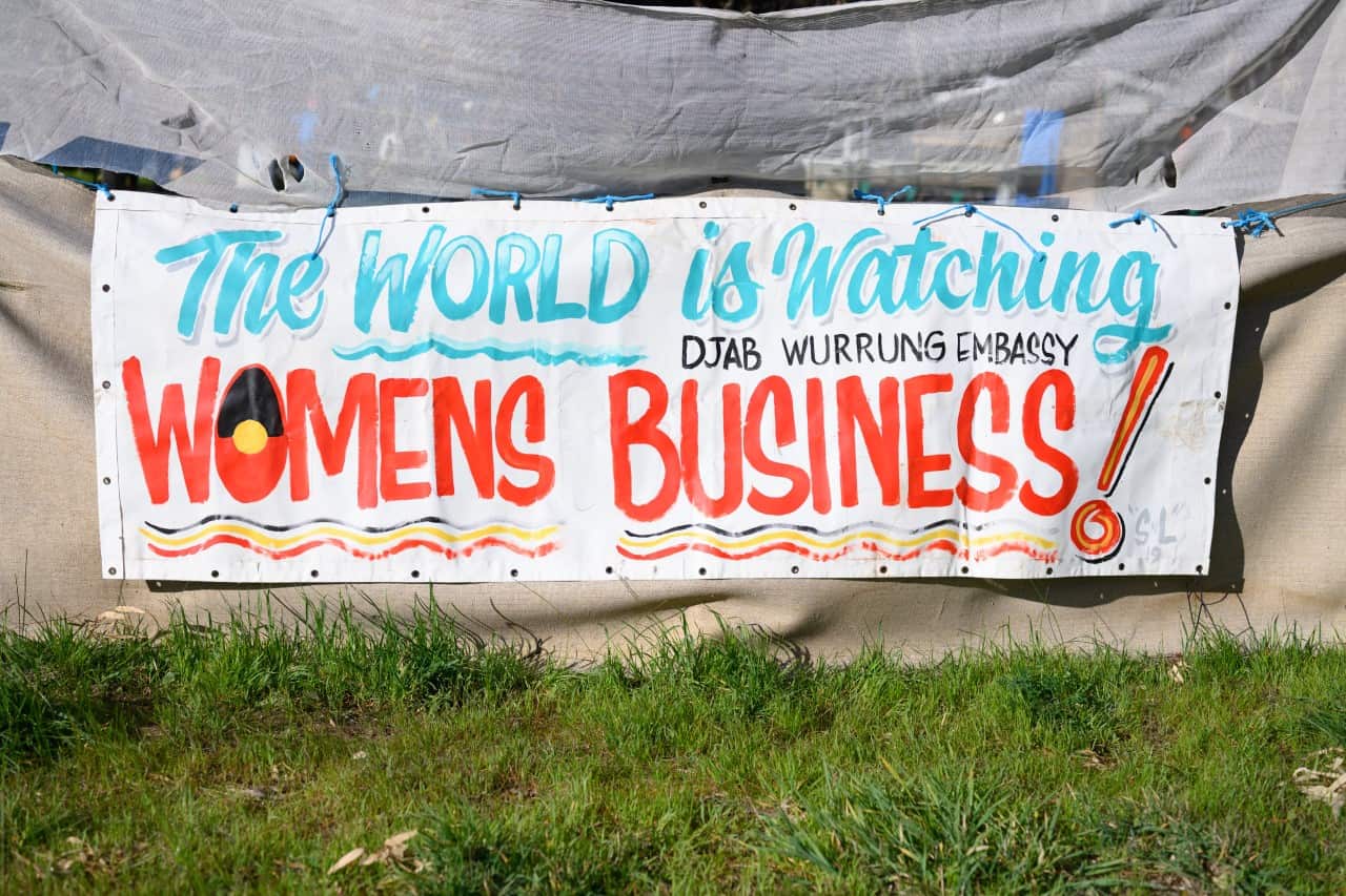 A sign at the Djab Wurrung camp.