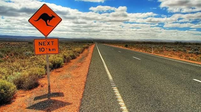Long Australian Road