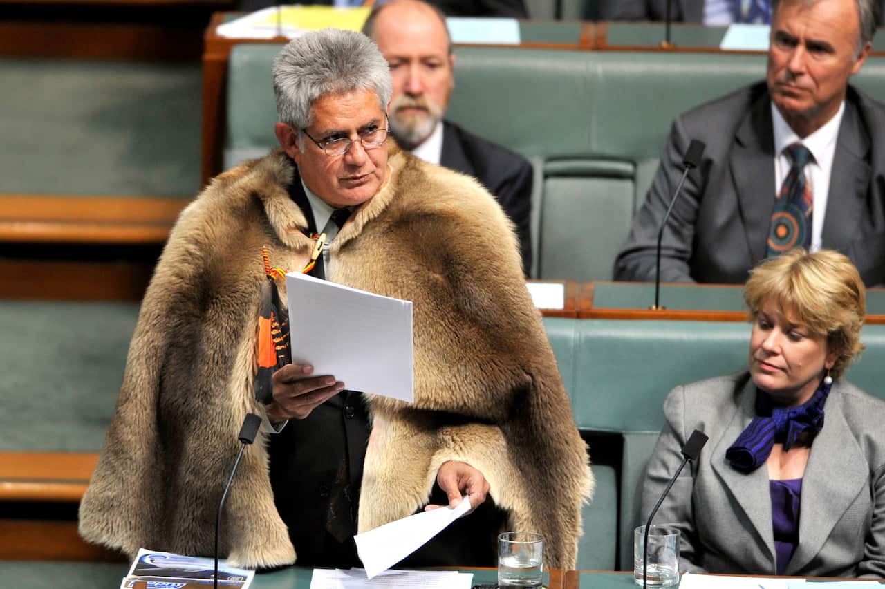 The first indigenous member of the House of Representatives Ken Wyatt delivers his maiden speech to the House of Representatives in Canberra, Wednesday, Sept. 29, 2010.  (AAP Image/Alan Porritt)  NO ARCHIVING