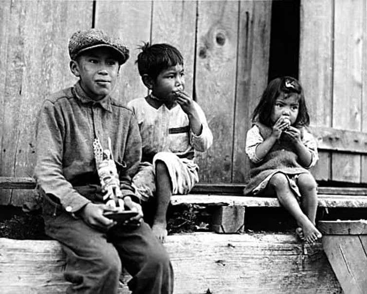 Children in Friendly Cove, B.C.