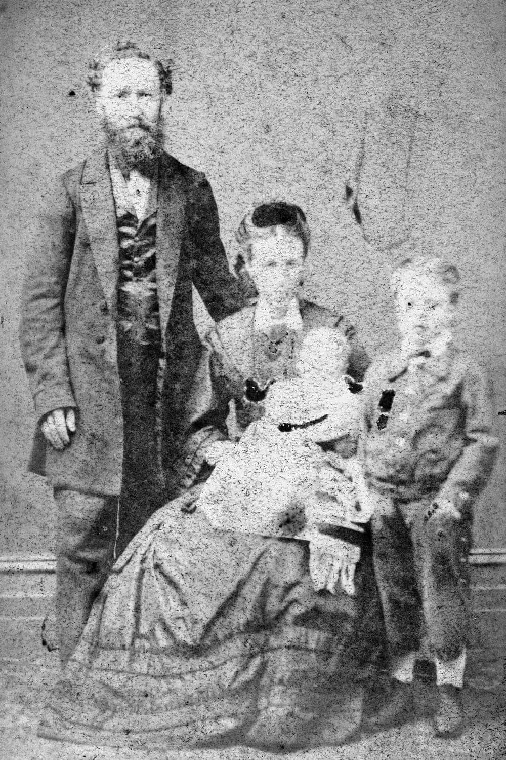 William Phelps Pickering, his second wife Grace Martha, and two of her children.