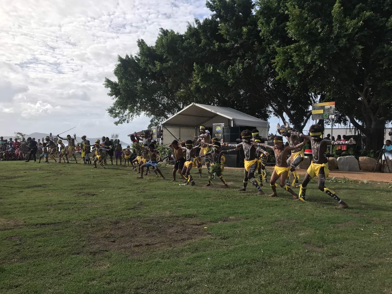 Bwgcolman Dance Group.